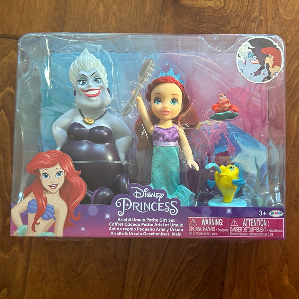 NWT Disney PRINCESS
Ariel & Ursula Petite Gift Set